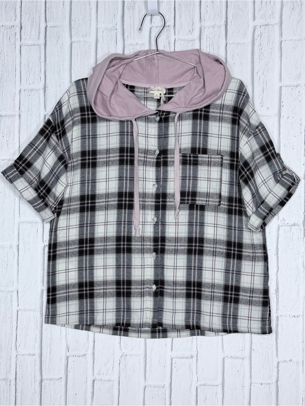🩷 Hem & Thread Plaid Hooded Button Up Shirt Shacket Pink Black Medium NWT